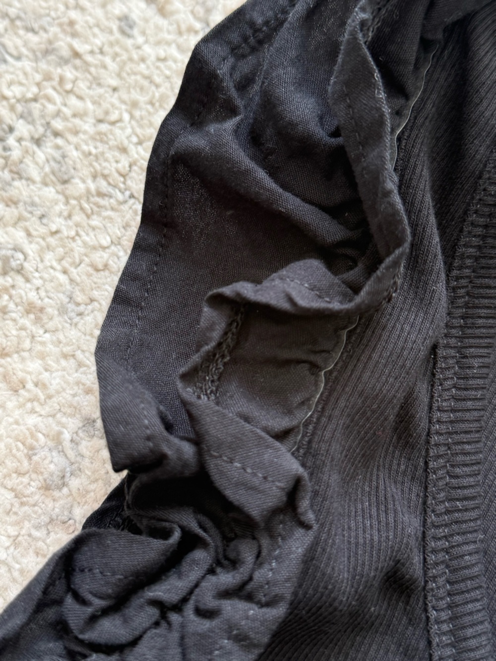 Old Navy Ruffle Ribbed Tank Medium - Picture 3 of 7